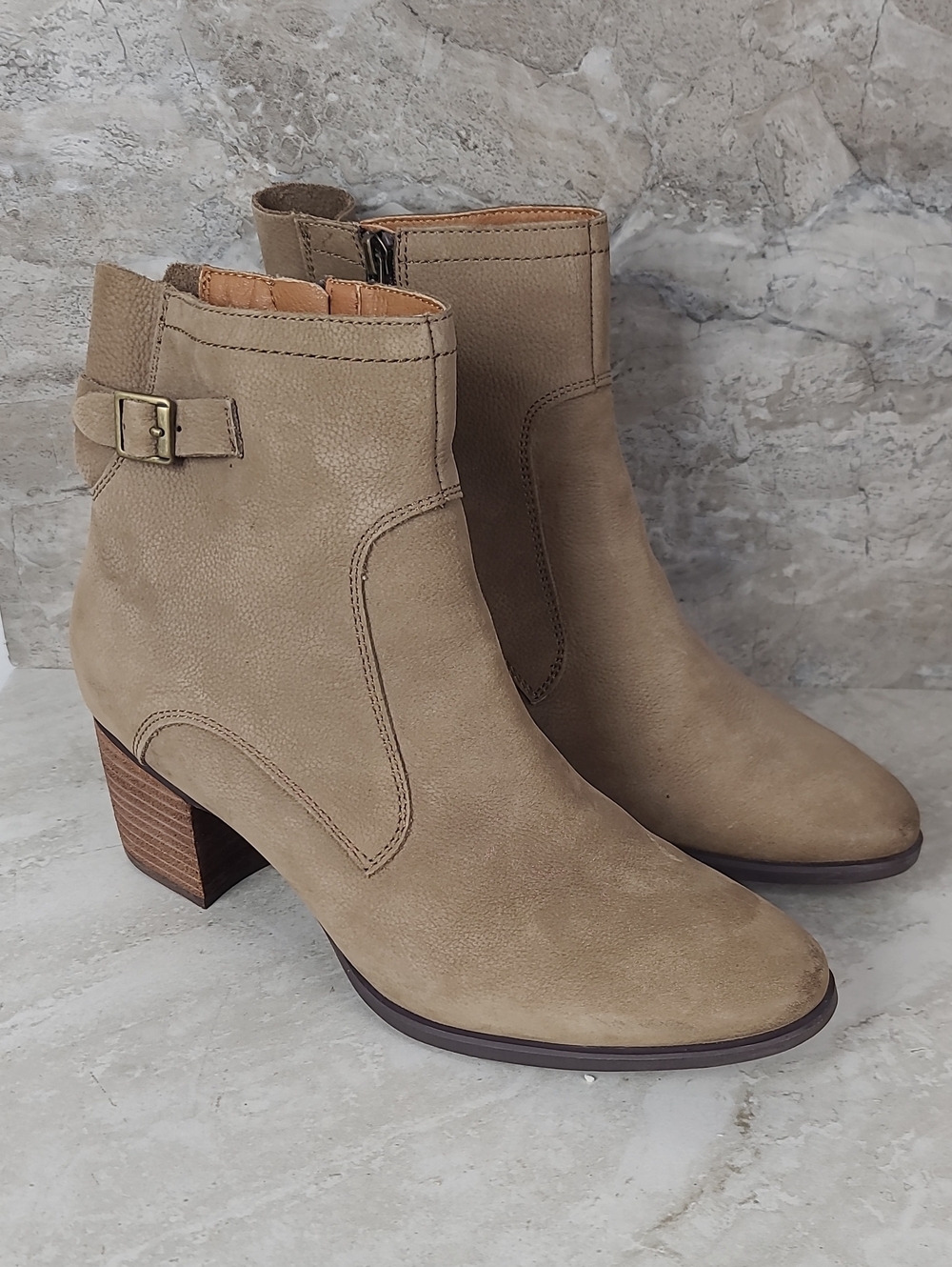 Aetrex RUBI Taupe Suede Leather Side Buckle Stacked Block Heel Ankle Boot 41